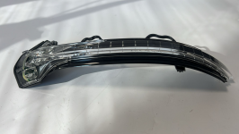 kierunkowskaz lusterka LEWY numer kat; 8W0949101 AUDI A4 B9 A5 F53...