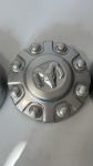 Zaślepka środkowa srebrna malowana OEM 2019-2024 Dodge Ram 2500...