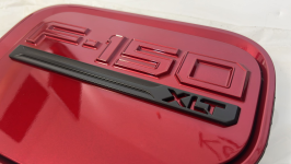 Ford F-150 Lightning RH PRAWA klapka błotnika ładowania - elektrycznego...