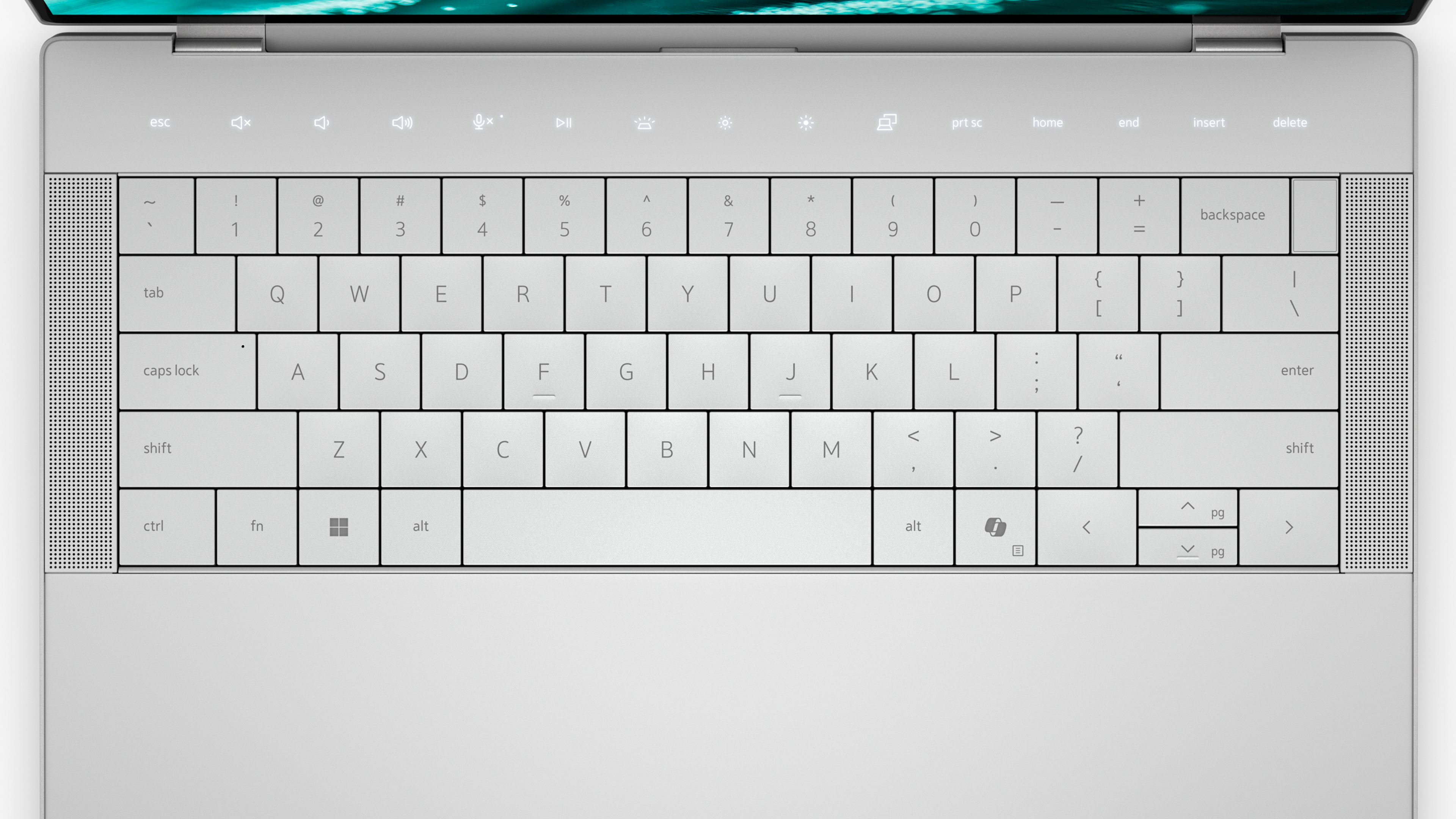 Widok klawiatury i touchpada Dell 14 Premium z góry.