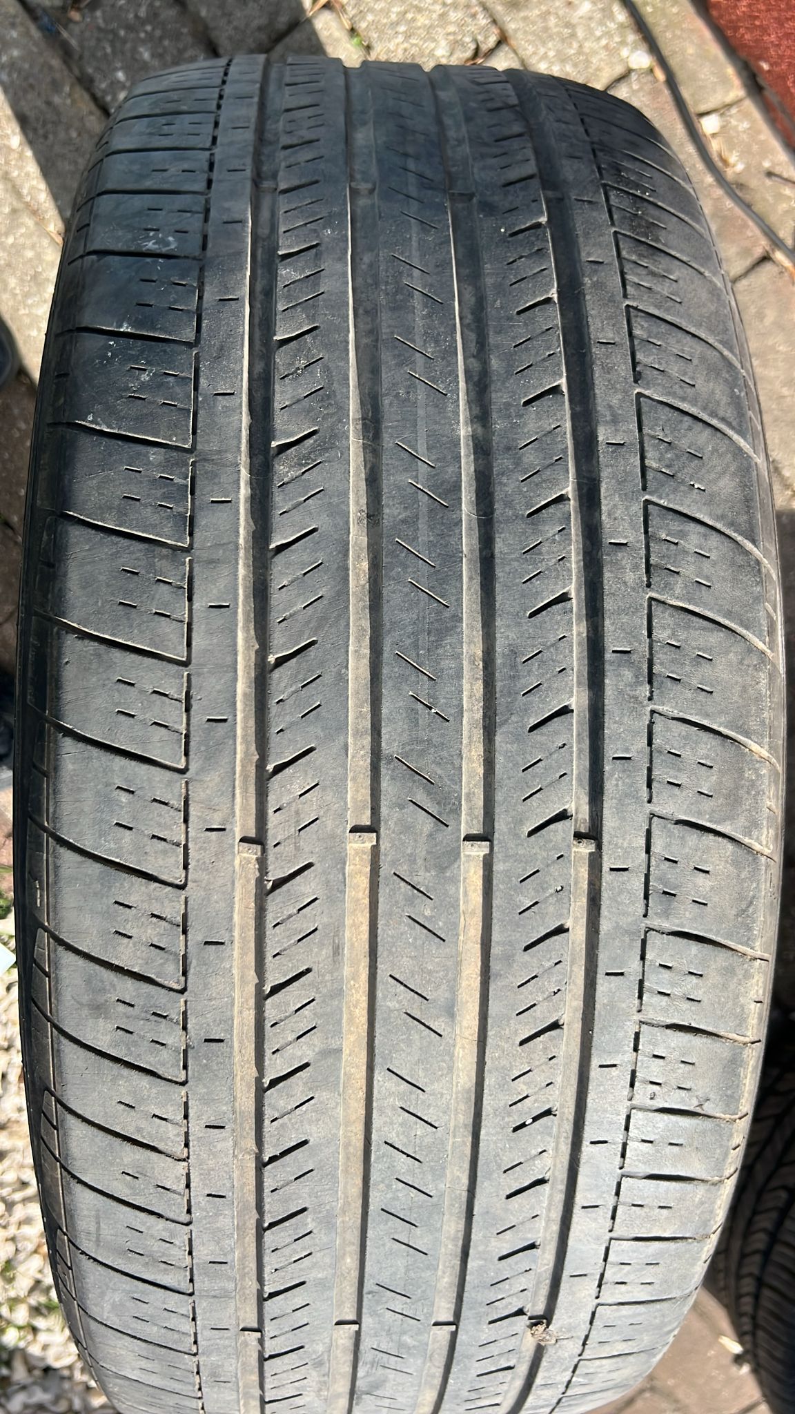 GOODYEAR 255/50r20