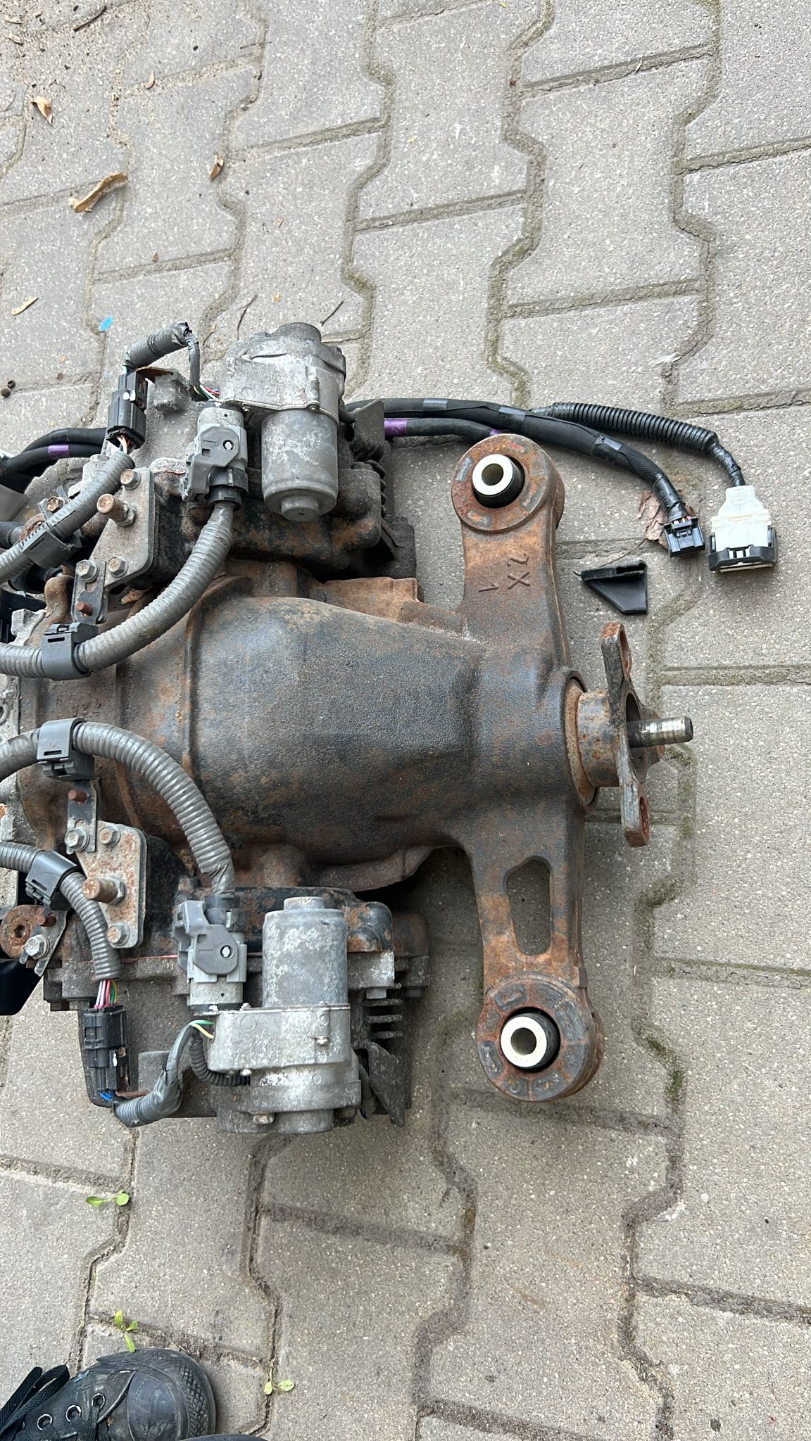 LEXUS I000632