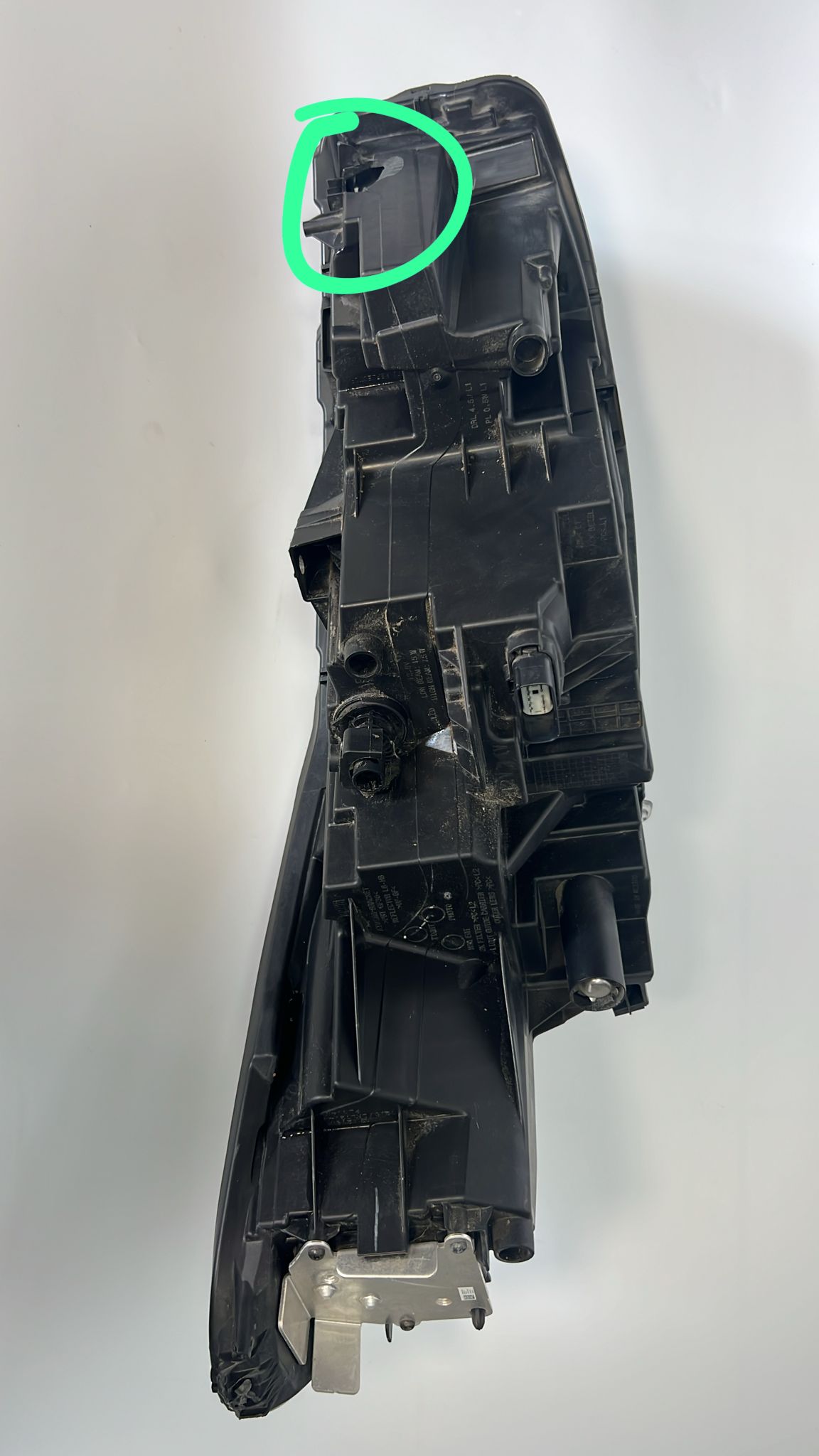 FORD PJ6B13E015