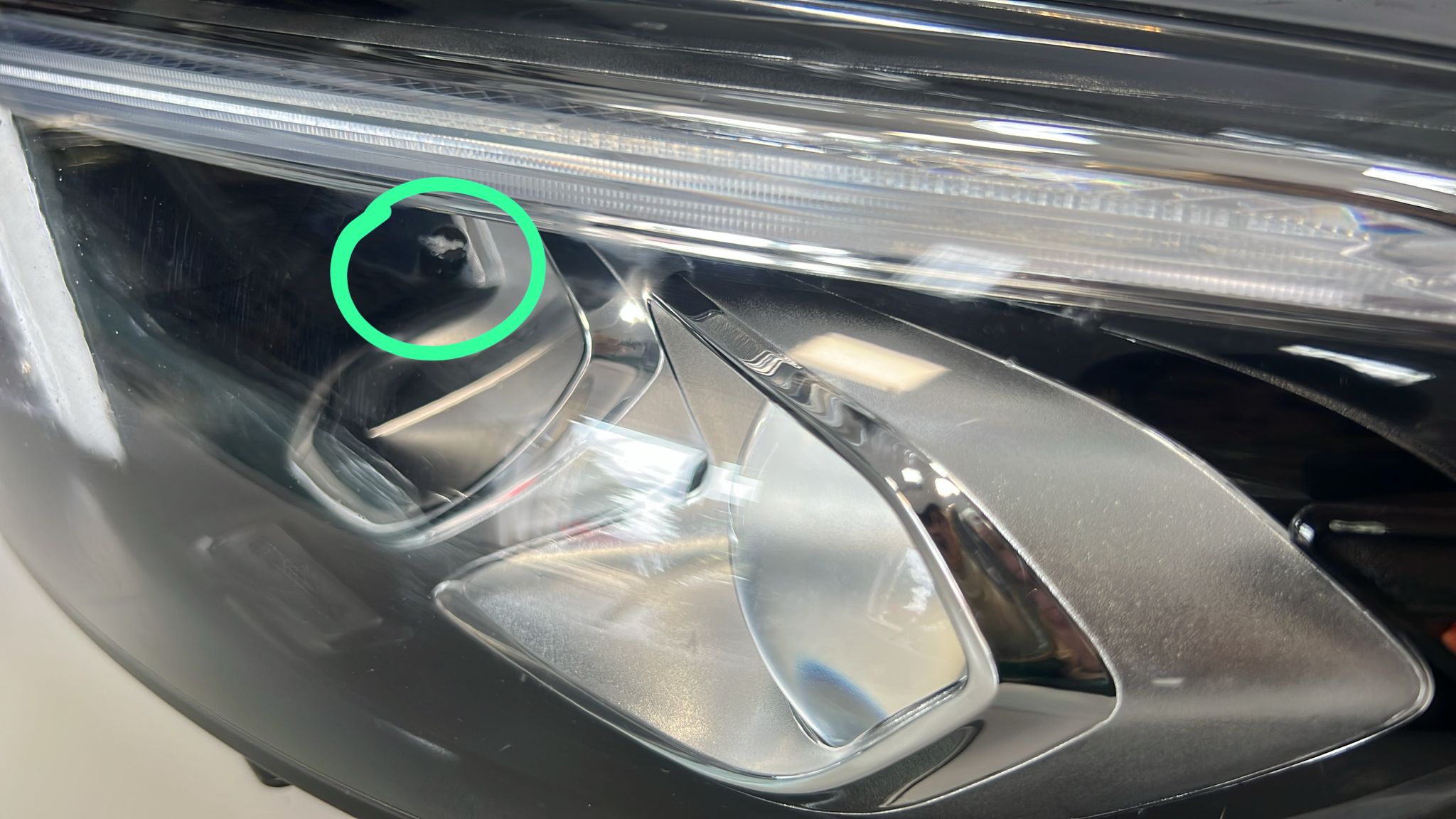 Mercedes I000641