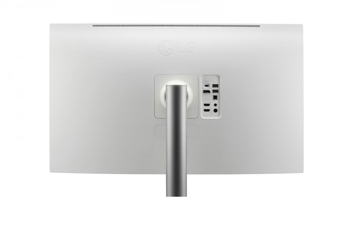 LG Electronics 32UQ850V-W