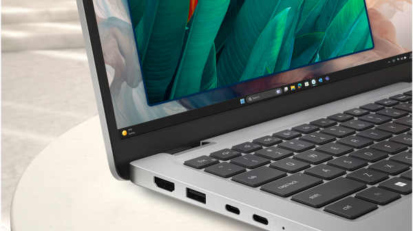 Dynamiczna zawartość kompresyjnych port&oacute;w Type-C.