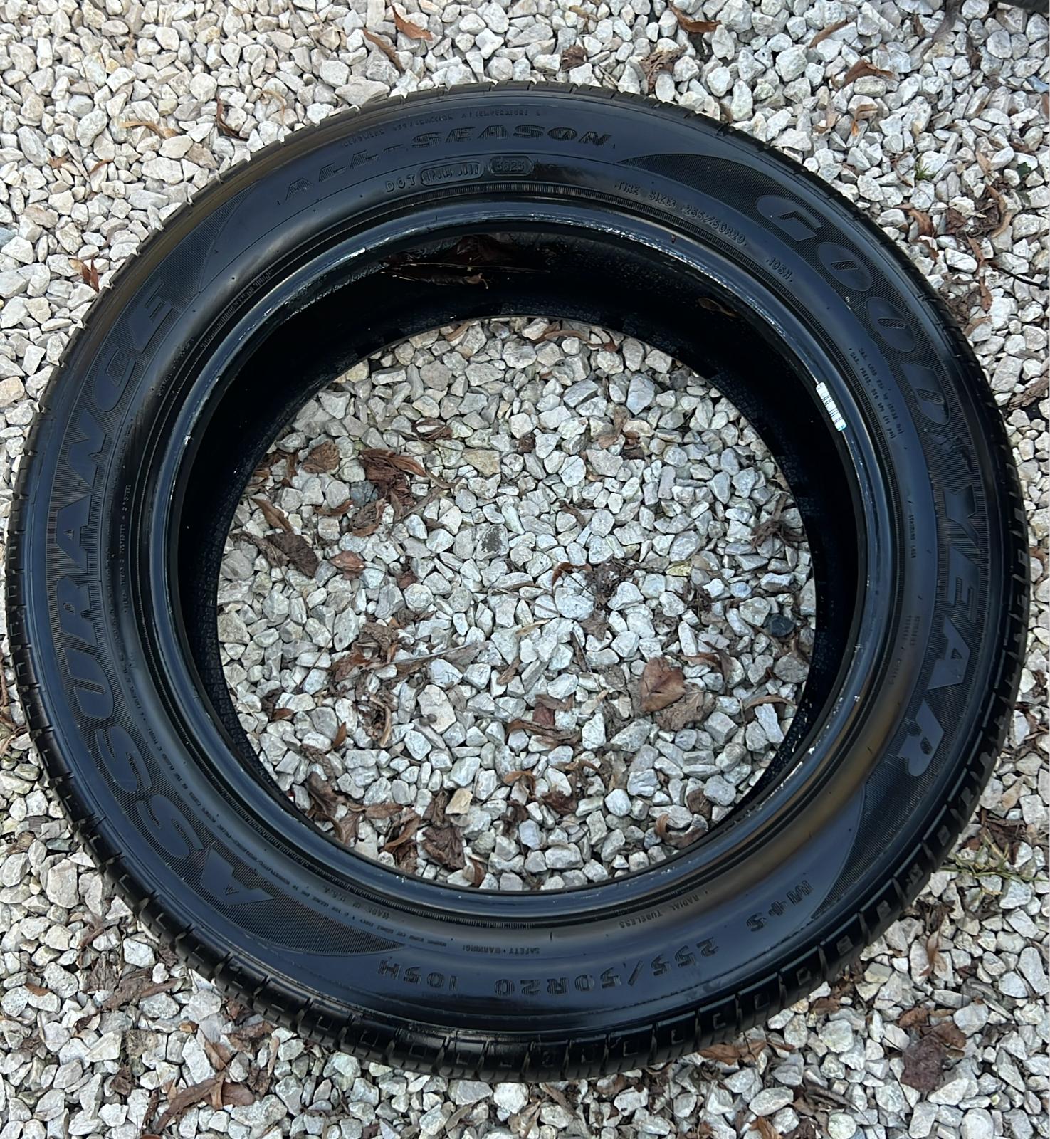 opona good year Assurance 255/50r20 105H 23 m s . Bieżnik całkowity...