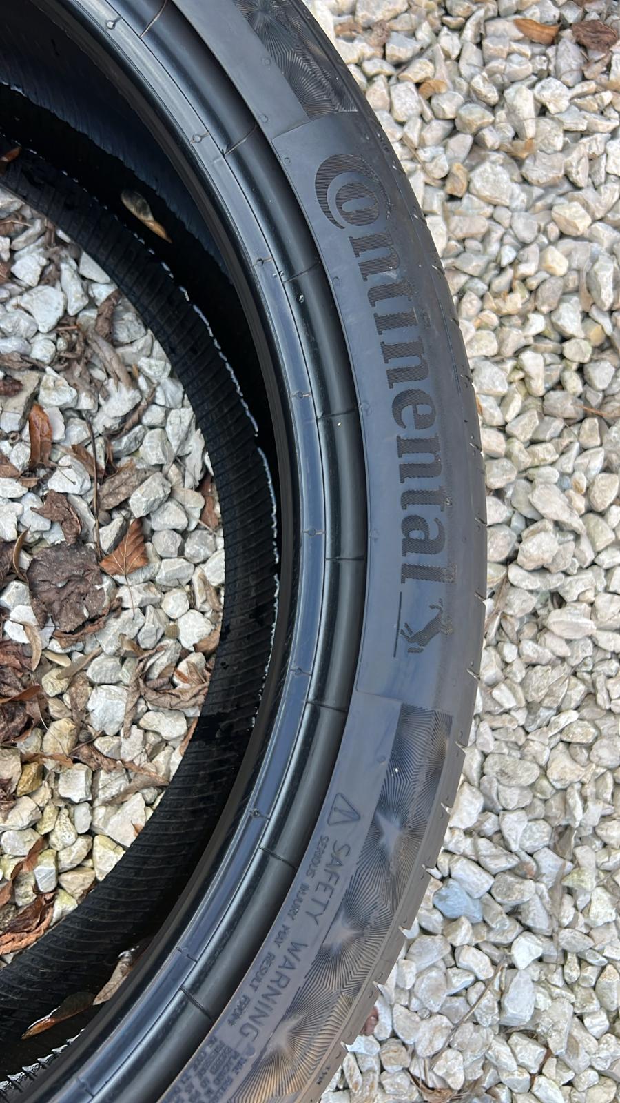 OPONA continental premium contact 6 .245/40r21 100y rok 2022 Bieżnik...