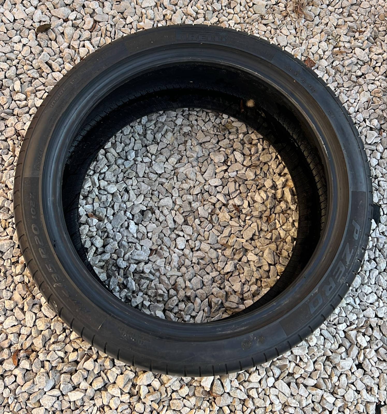 opona Pirelli pzero tm run flat 275/35 R20 102Y rok 2023 Bieżnik...