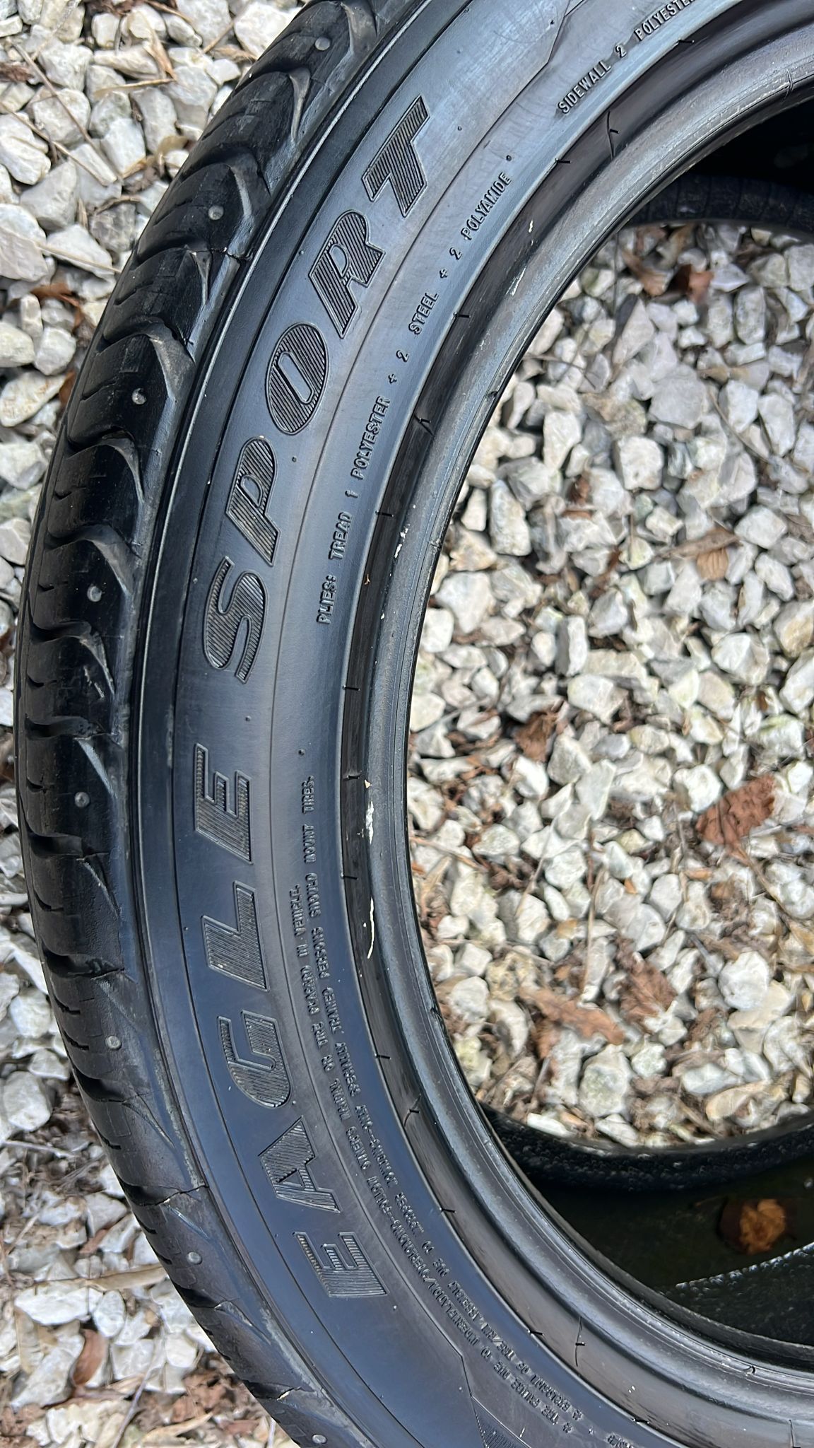 opona EAGLE sport good year m S 245/45r18 rok 2021 Bieżnik od znacznika...