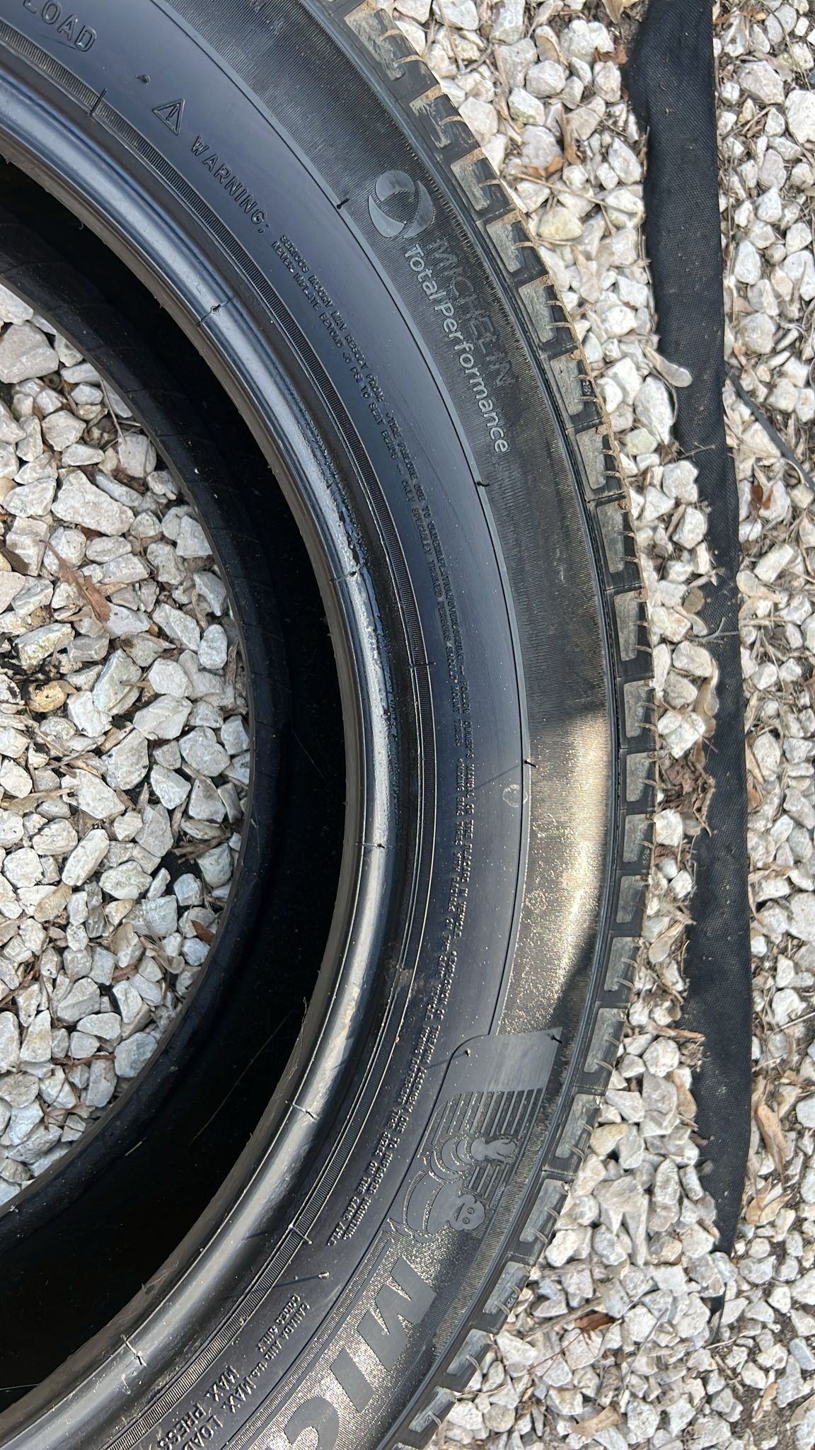 opona michelin primacy a/s m S 255/55R20 rok 2021 Bieżnik od znacznika...