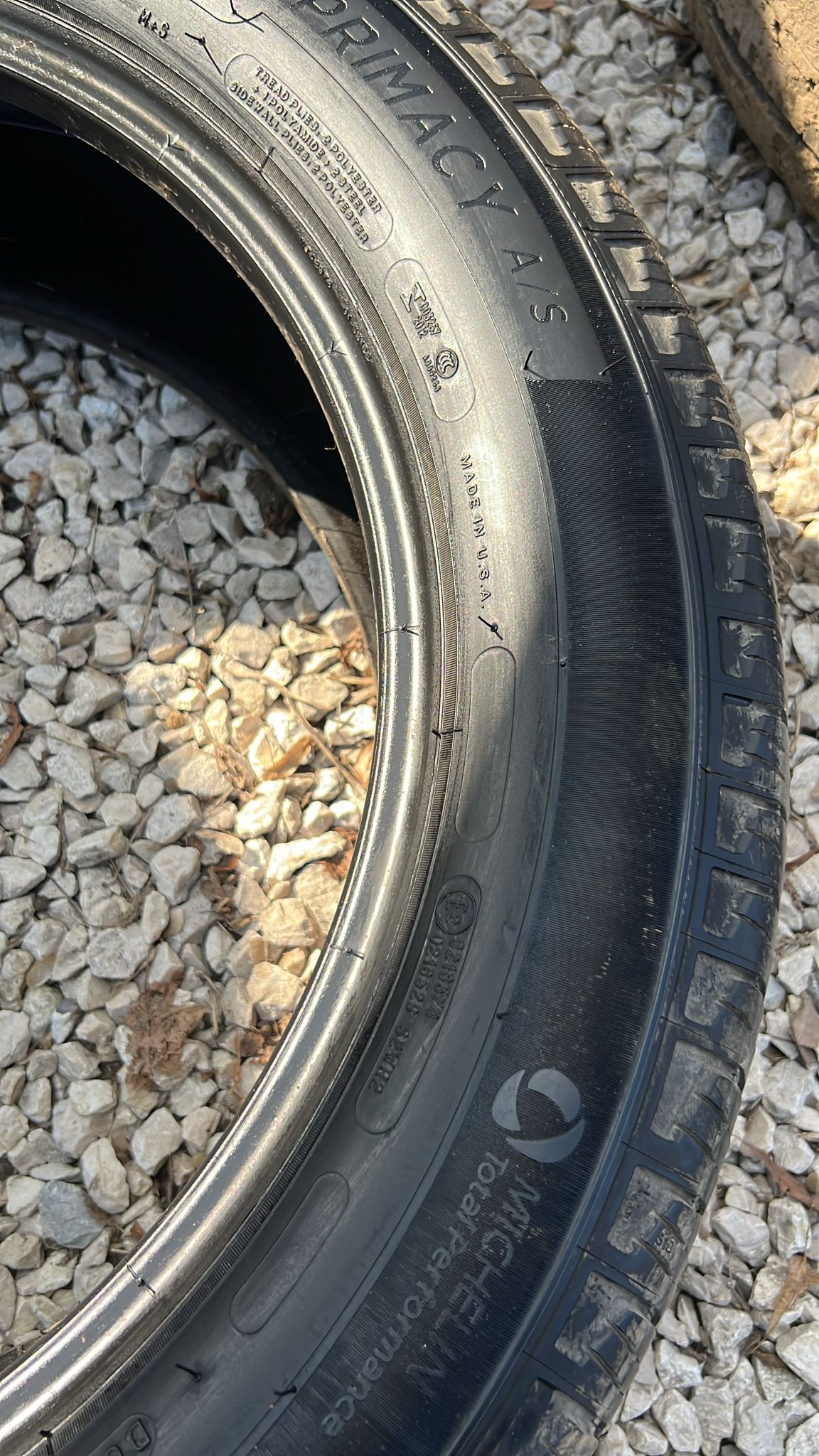 opona michelin primacy a/s m S 255/55R20 rok 2021 Bieżnik od znacznika...