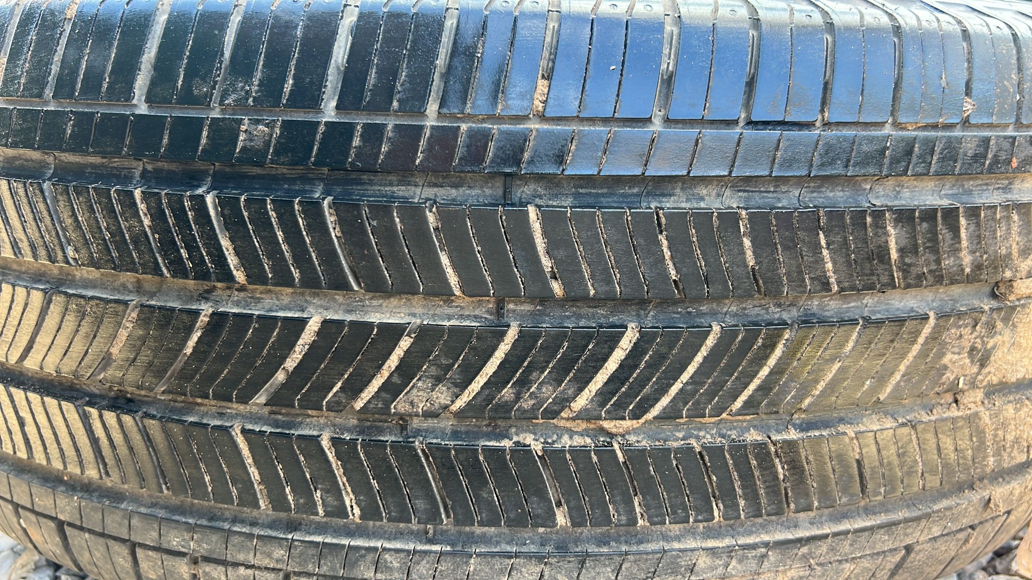 opona michelin primacy a/s m S 255/55R20 rok 2021 Bieżnik od znacznika...