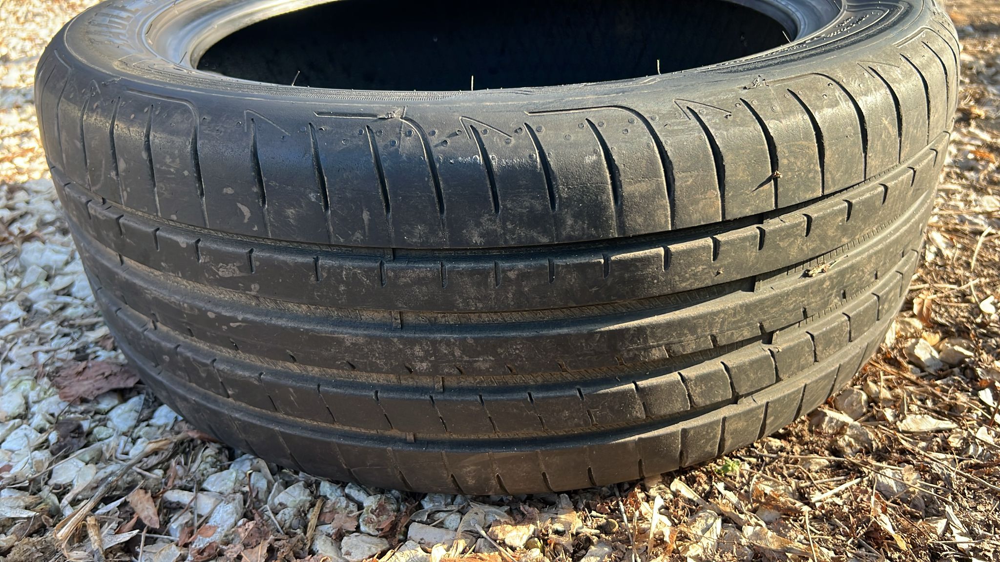 opona goodyear Eagle f1 asymmetric 245/45R18 96W rok 2022. Bieżnik...