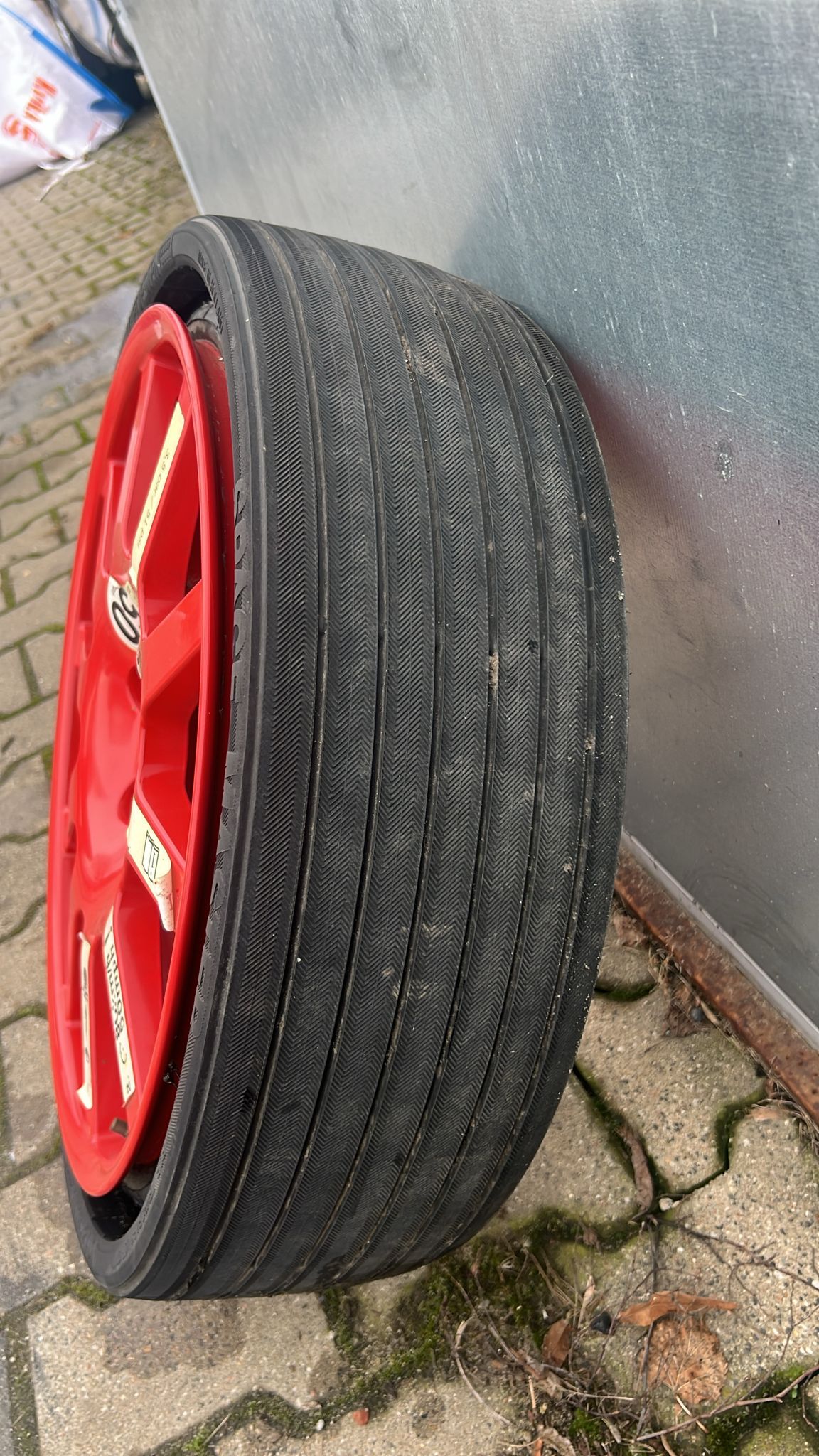 KOŁO ZAPASOWE PORSCHE MACAN 95B 2015-18 . OPONA 2017R . 195/75-18...