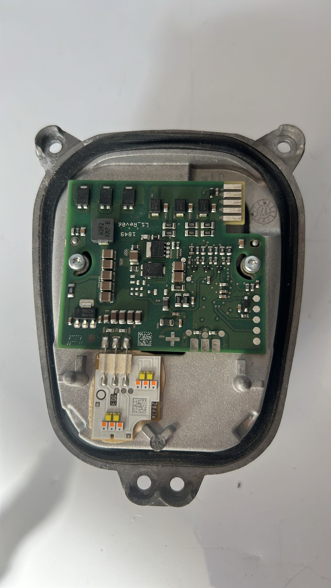 Opel Insignia B moduł lampy LED lewej numer kat : 1050.001.0030...