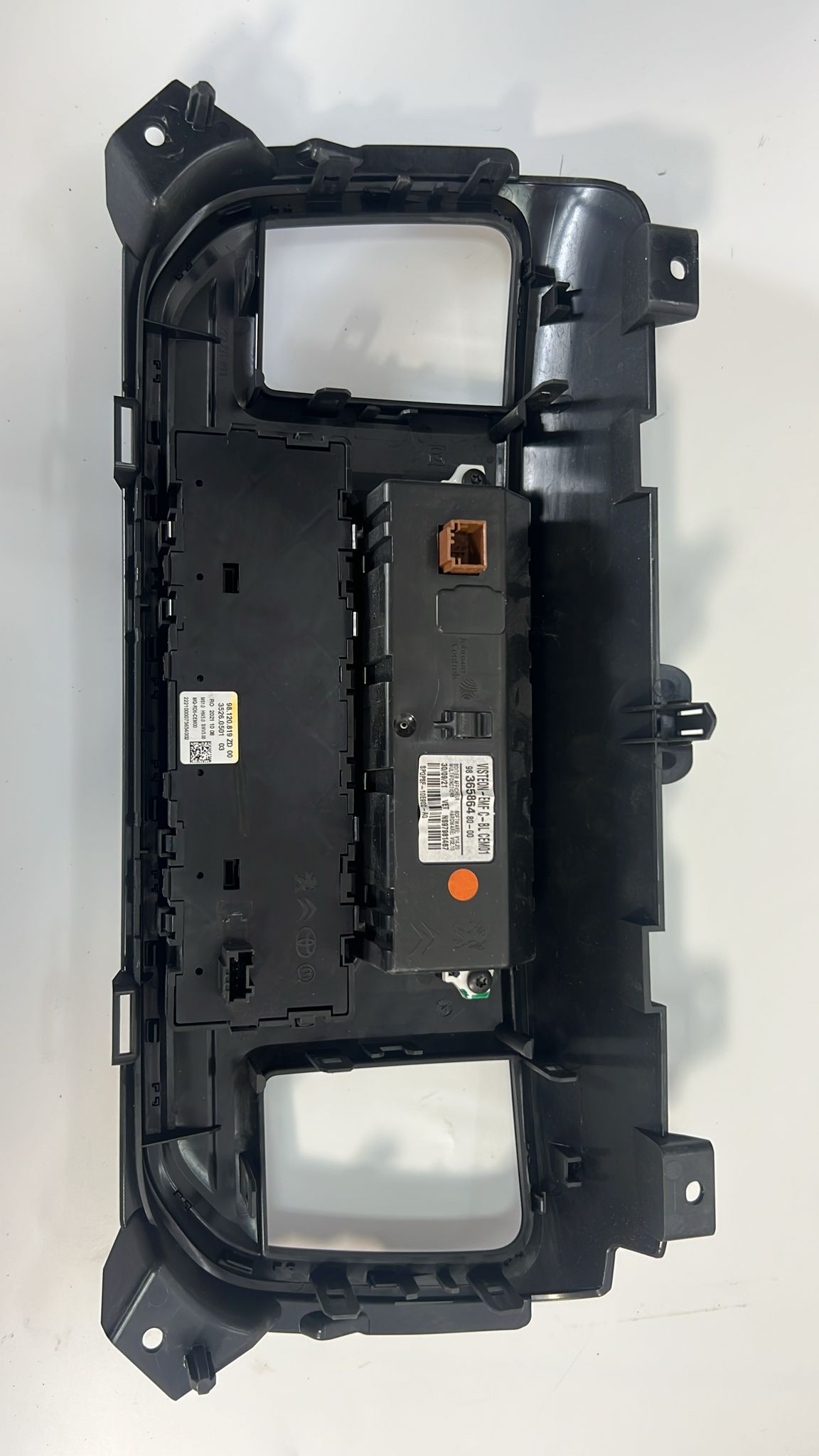 PANEL PRZEŁĄCZNIK RADIA EUROPA numer kat: 9836586480 . PEUGEOT...