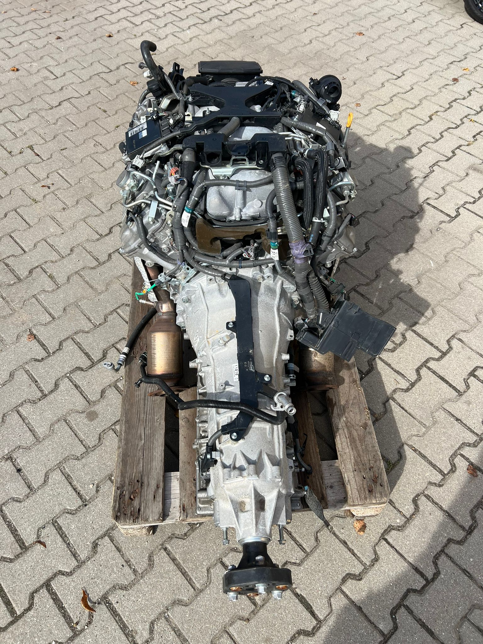 Lexus LC skrzynia biegów 5.0 l V8 (kod 2UR-GSE) przebieg 11 000...